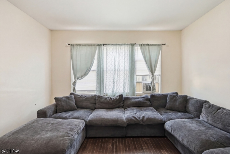 191 21ST Street Irvington NJ 07111