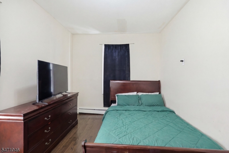 191 21ST Street Irvington NJ 07111