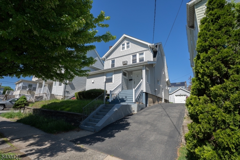 795 Kearny Avenue Kearny NJ 07032