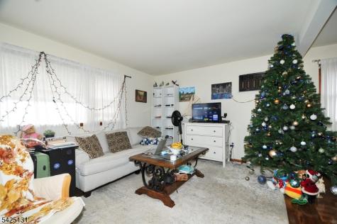 300 Kennedy Drive Linden NJ 07036