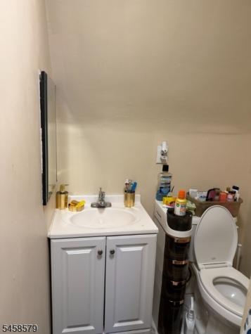 196 Amherst Street East Orange NJ 07018