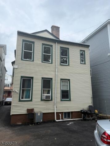196 Amherst Street East Orange NJ 07018