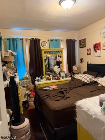 196 Amherst Street East Orange NJ 07018