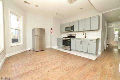 480 Bergen Avenue Jersey City NJ 07304
