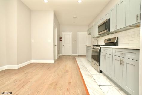 480 Bergen Avenue Jersey City NJ 07304