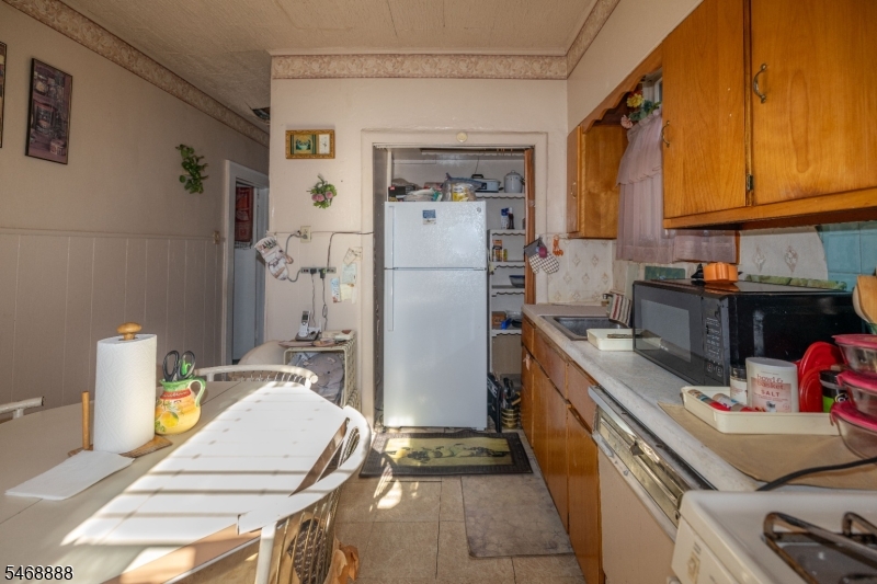 254 Conklin Avenue Hillside NJ 07205