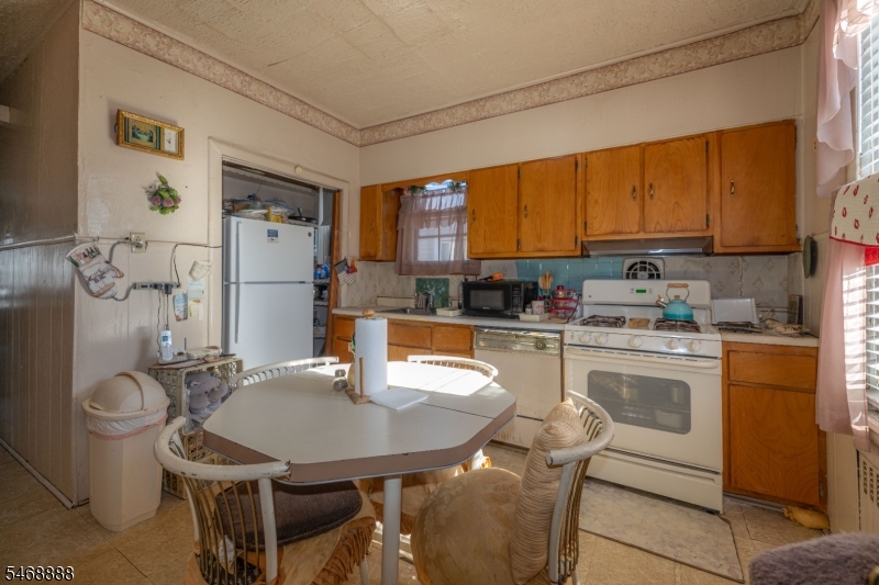 254 Conklin Avenue Hillside NJ 07205