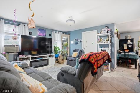 75 Geneva Street Elizabeth NJ 07206