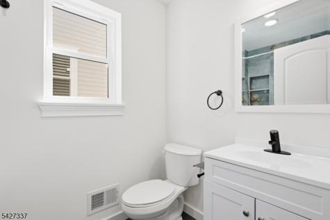 307 Chilton Street Elizabeth NJ 07208