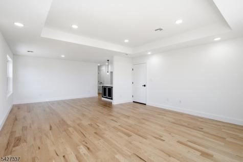 307 Chilton Street Elizabeth NJ 07208
