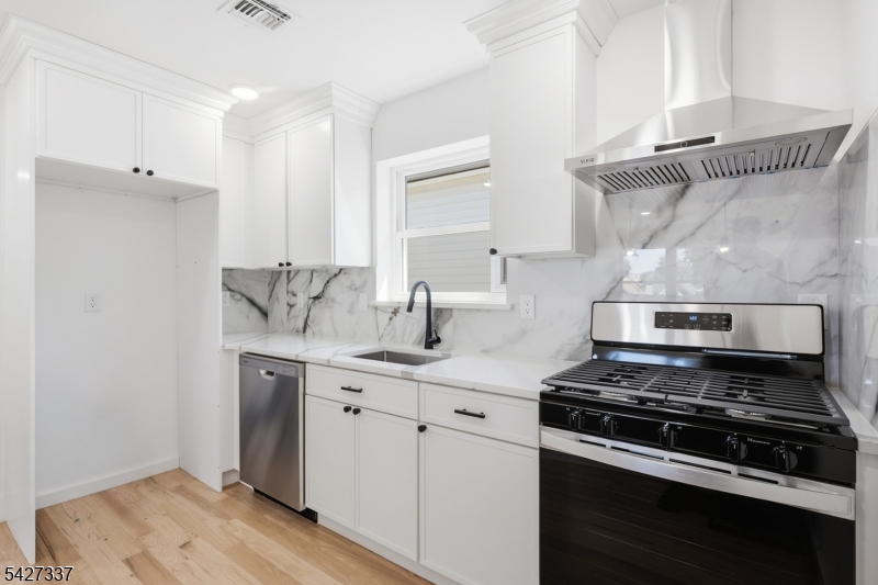 307 Chilton Street Elizabeth NJ 07208