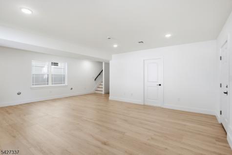 307 Chilton Street Elizabeth NJ 07208