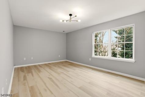 215 Hillside Avenue Newark NJ 07108