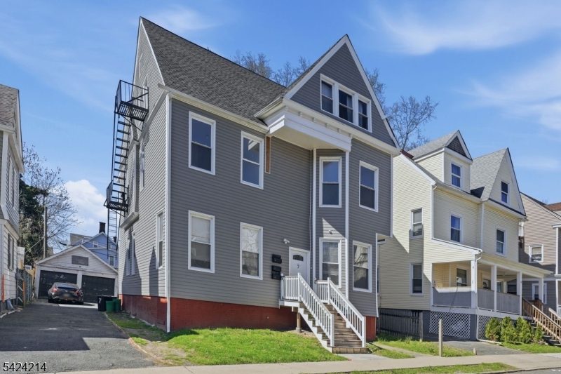 7 Prospect Terrace East Orange NJ 07017