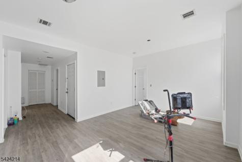 7 Prospect Terrace East Orange NJ 07017