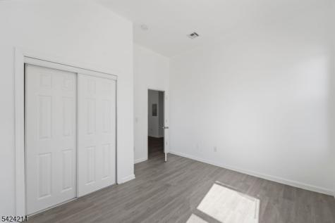 7 Prospect Terrace East Orange NJ 07017