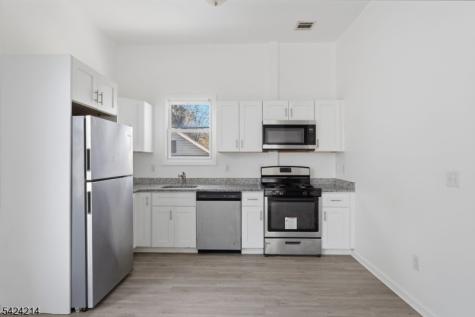 7 Prospect Terrace East Orange NJ 07017
