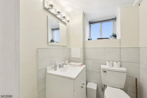 5 77TH Street North Bergen NJ 07047