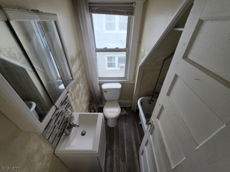 36 Olympic Terrace Irvington NJ 07111