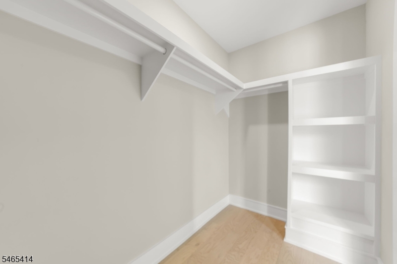 444 3RD Avenue Elizabeth NJ 07206