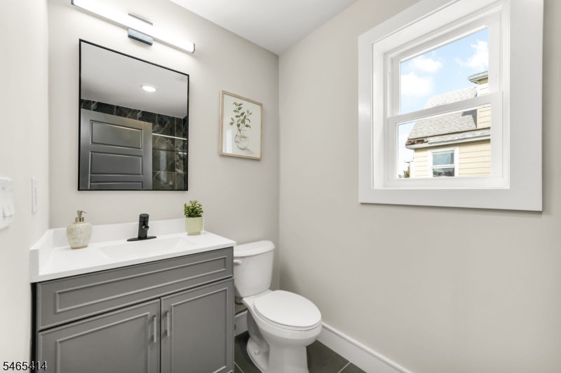 444 3RD Avenue Elizabeth NJ 07206