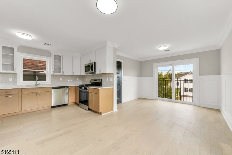 444 3RD Avenue Elizabeth NJ 07206