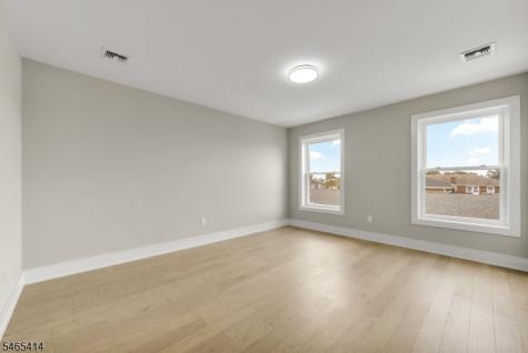 444 3RD Avenue Elizabeth NJ 07206