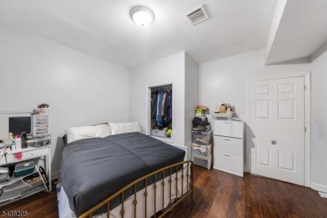 77 S 16th Street East Orange NJ 07018