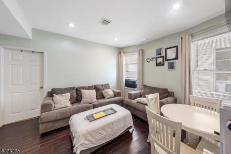 77 S 16th Street East Orange NJ 07018
