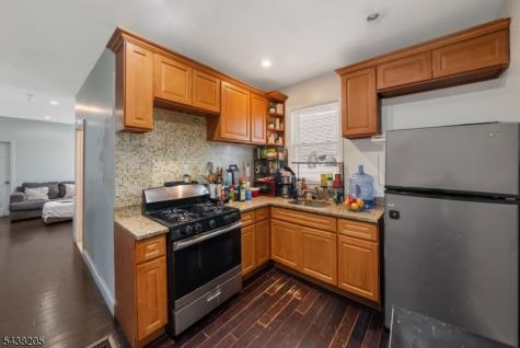 77 S 16th Street East Orange NJ 07018