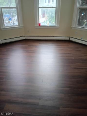 527 N Grove Street East Orange NJ 07017