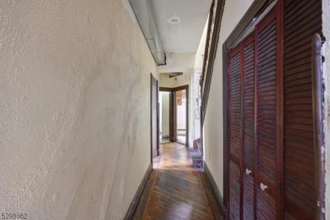 132 S Munn Avenue East Orange NJ 07018