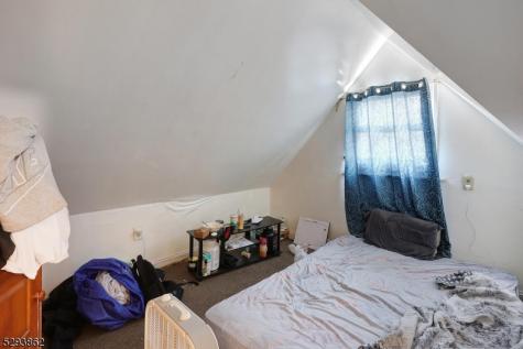 132 S Munn Avenue East Orange NJ 07018