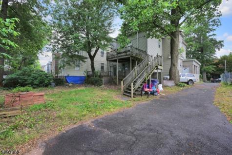 132 S Munn Avenue East Orange NJ 07018