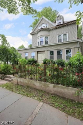 132 S Munn Avenue East Orange NJ 07018