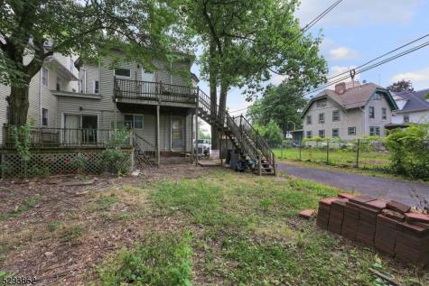 132 S Munn Avenue East Orange NJ 07018