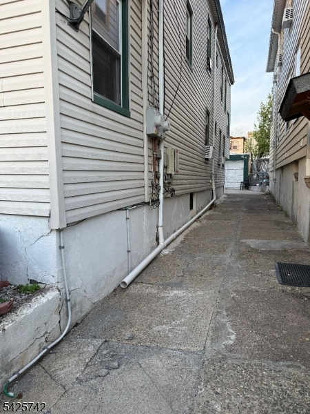17 Quinn Street Paterson NJ 07501