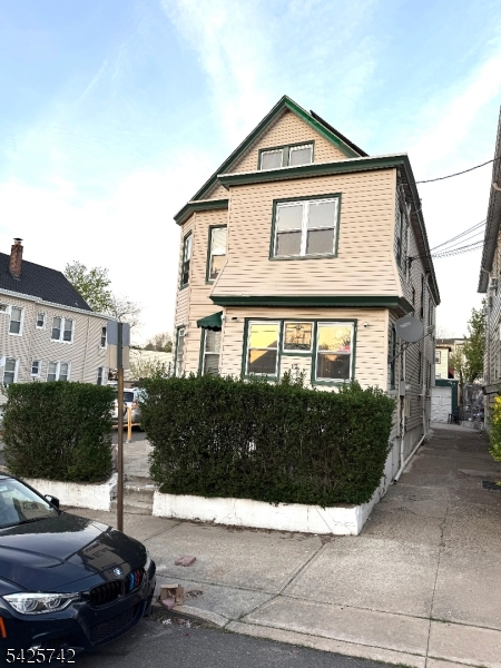 17 Quinn Street Paterson NJ 07501