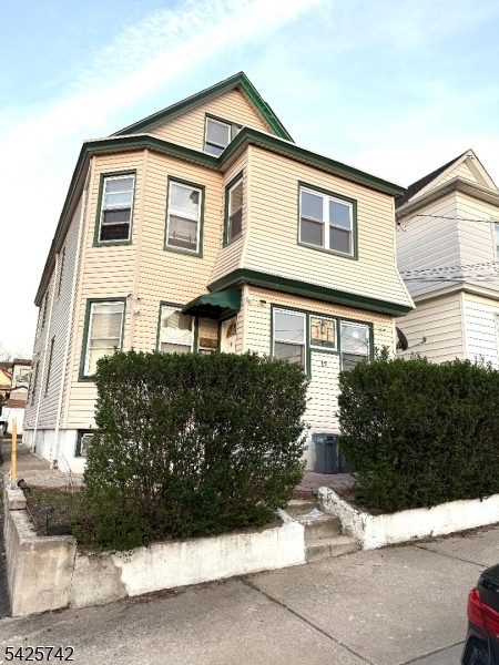 17 Quinn Street Paterson NJ 07501