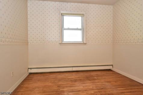 8 Royal Avenue Hawthorne NJ 07506