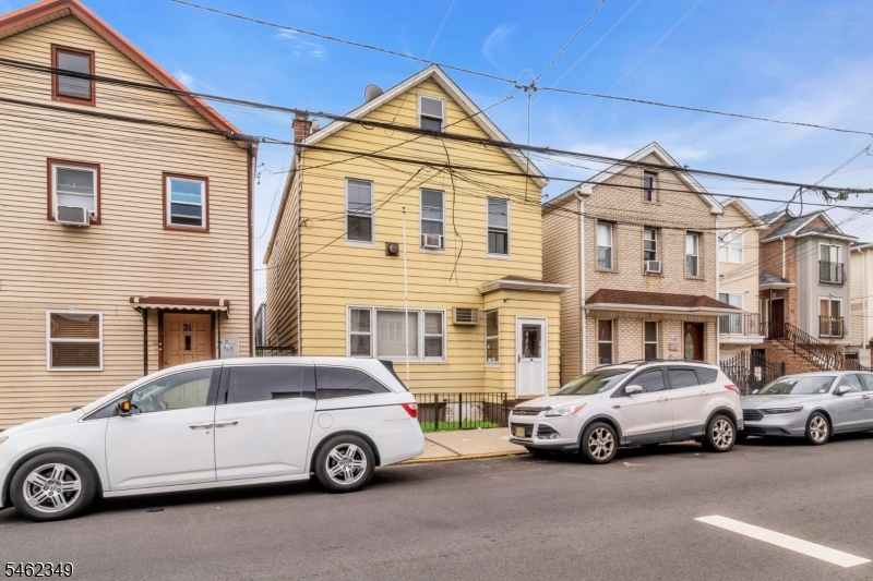 29 Kossuth Street Newark NJ 07105