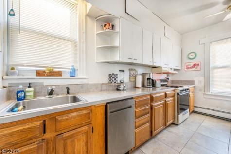 24 Pleasant Avenue Clifton NJ 07013
