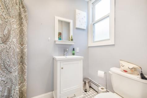 24 Pleasant Avenue Clifton NJ 07013