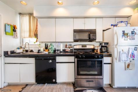 24 Pleasant Avenue Clifton NJ 07013