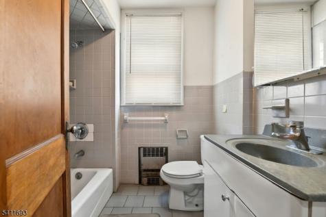 419 Hamilton Street Harrison NJ 07029
