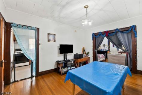 419 Hamilton Street Harrison NJ 07029