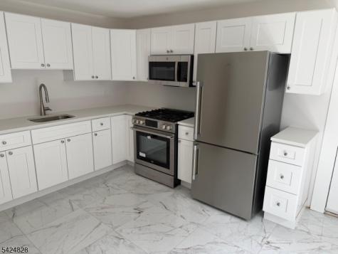 91 Belmont Avenue Jersey City NJ 07304