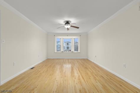 530 Broadway Elizabeth NJ 07206