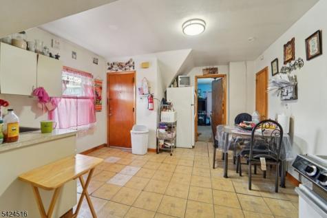 6 4TH Street Passaic NJ 07055