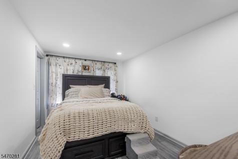 16 Lehigh Street Dover NJ 07801
